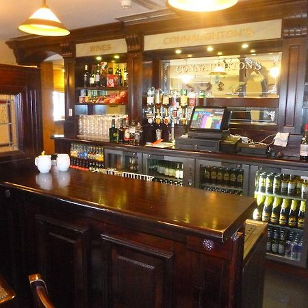 Achill Sound Hotel - Ostan Ghob A'Choire Екстер'єр фото